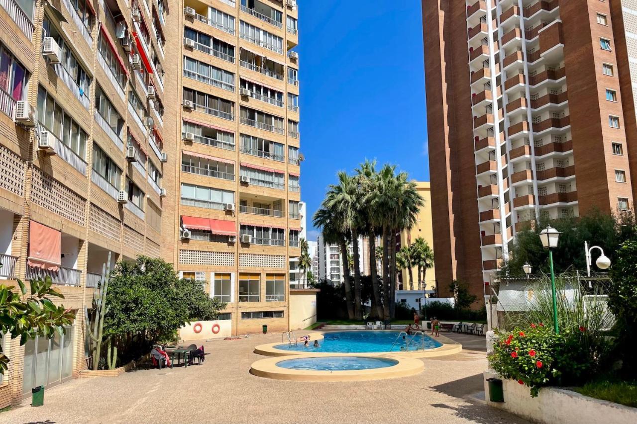 شقة Apartamento Karola Planta 15 بينايدورم المظهر الخارجي الصورة